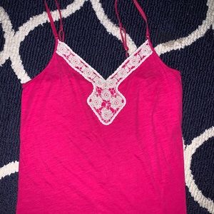 Super cute, light weight tank. Perfect for summer!